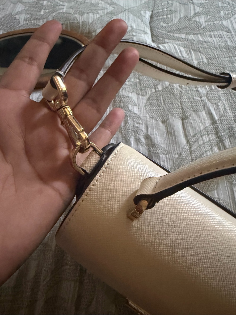 kate spade cream leather top-handle satchel with gold plaque - Picture 2 of 7